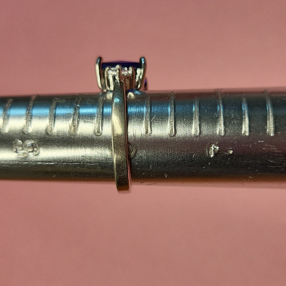 Elegant Blue and Silver Ring - Picture 5 of 5